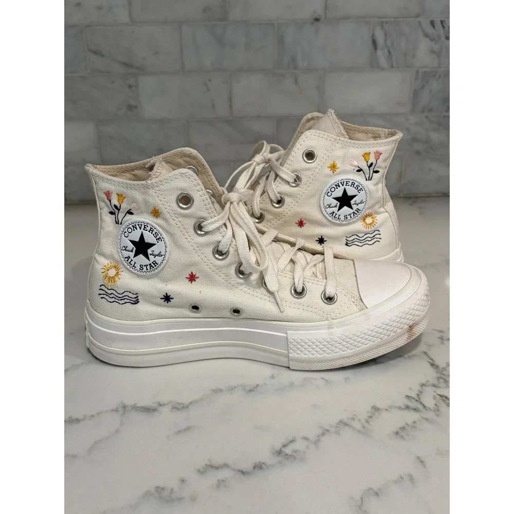 Converse‎ Chuck Taylor All Star Lift Platform Embroidered Celestial Sz 4 Youth